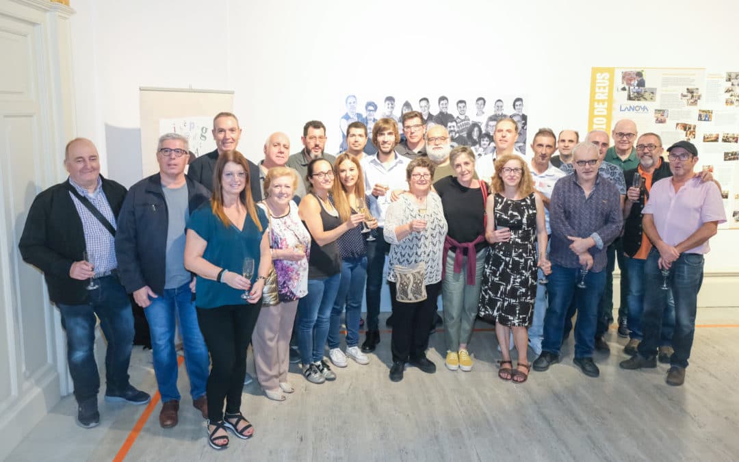 📸 Els 40 anys de LANOVA Ràdio de Reus en una exposició