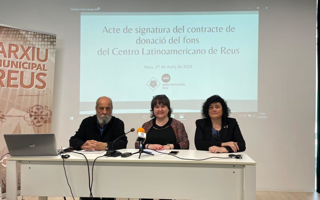 🔊 El Centre Llatinoamericà de Reus dona el seu fons documental a l’arxiu